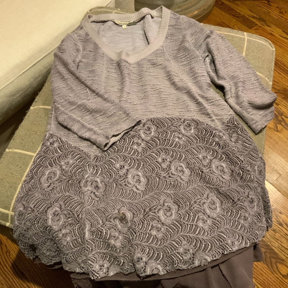 Gimmicks flyaway top